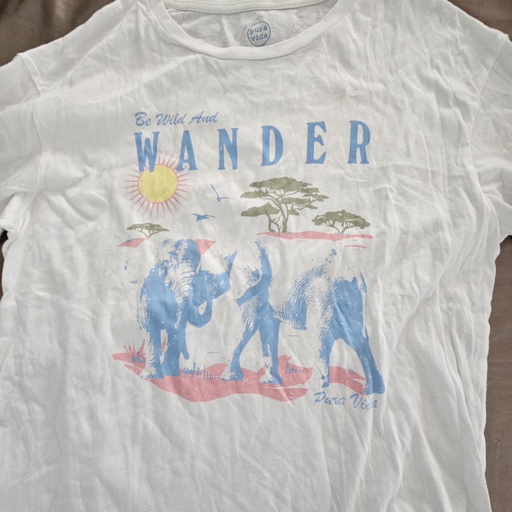 Pura Vida White Wander Graphic Tee - Short Sleeve Oversized